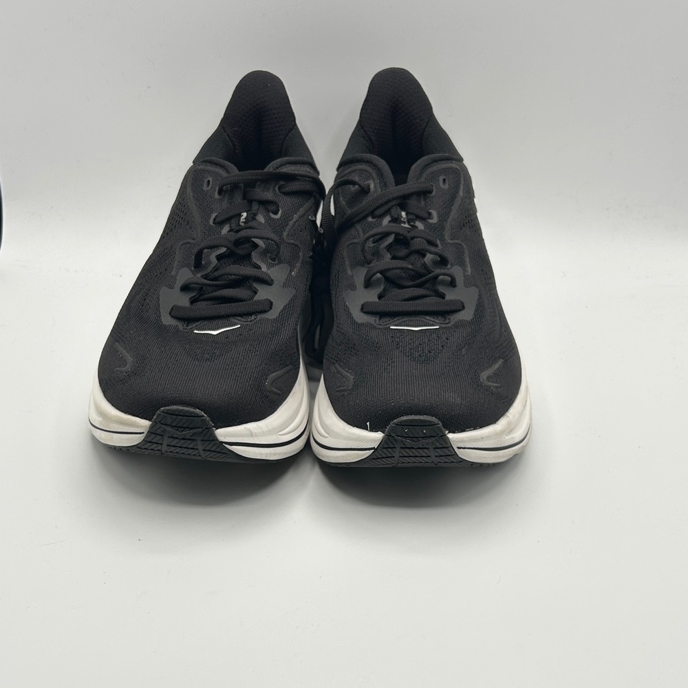 Hoka Clifton 10 Womes 9B Black and White Athletic Sneakers S22 - Picture 4 of 8